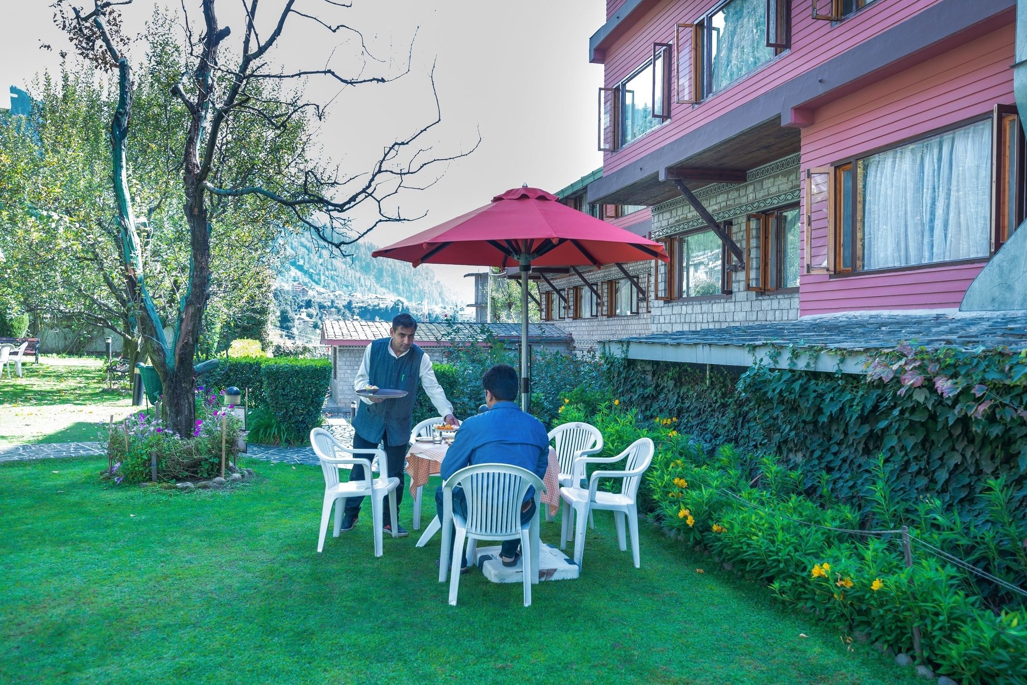 Honeymoon Inn Manali Exterior foto